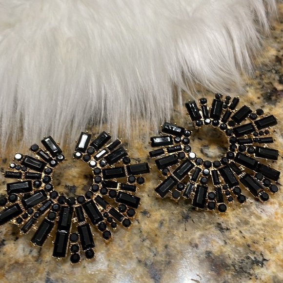 Black Crystal Starburst Oversized Earrings - Picture 12 of 17